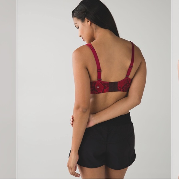 LULULEMON Ta Ta Tamer III - Picture 5 of 10